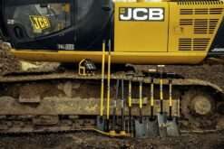 JCB - Professional 200mm / 8" Spring Steel Floor Scraper JCBSC12